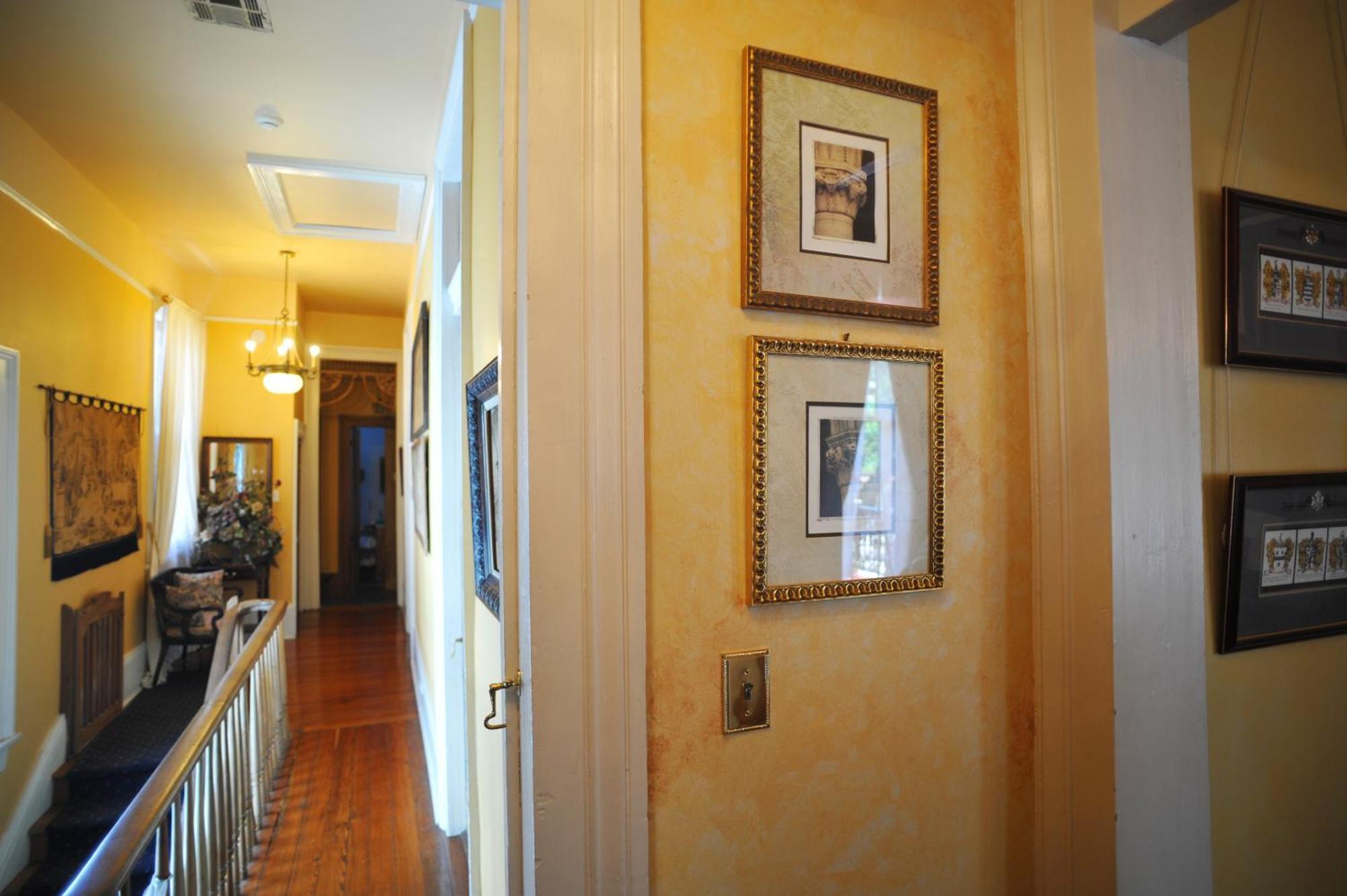 Hh Whitney House - A Bed & Breakfast On The Historic Esplanade นิวออร์ลีนส์ ภายนอก รูปภาพ