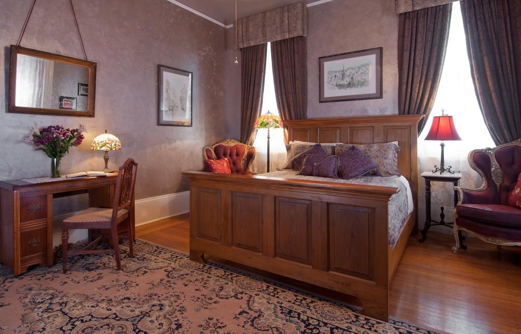 Hh Whitney House - A Bed & Breakfast On The Historic Esplanade นิวออร์ลีนส์ ภายนอก รูปภาพ
