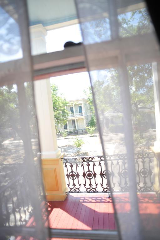 Hh Whitney House - A Bed & Breakfast On The Historic Esplanade นิวออร์ลีนส์ ภายนอก รูปภาพ